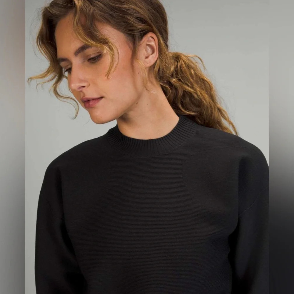 LULULEMON All Around Sweater - Picture 2 of 8